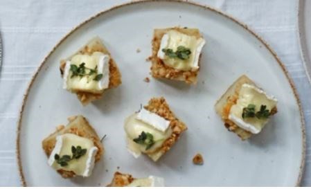 Slow-cooked celeriac with Brie and thyme