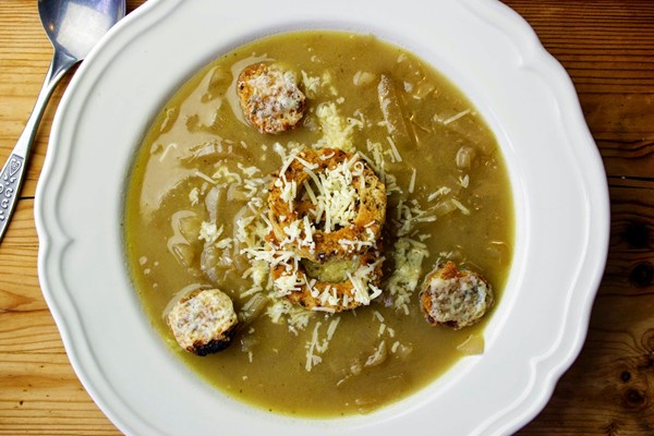 Slow-cooked French onion soup