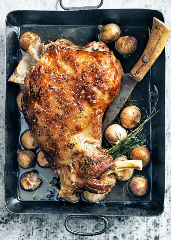 Slow-cooked lamb with garlic and rosemary