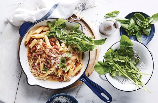 Slow-cooked onion, rocket and salami penne