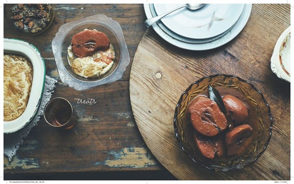 Slow-cooked pink quinces