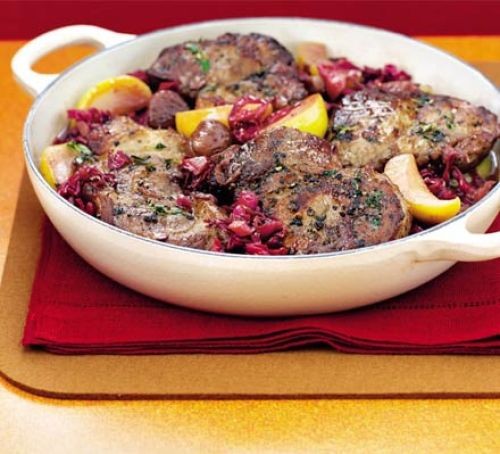 Slow-cooked pork & red cabbage