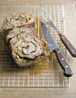 Slow-cooked pork loin with ginger (Échine confite au gingembre)