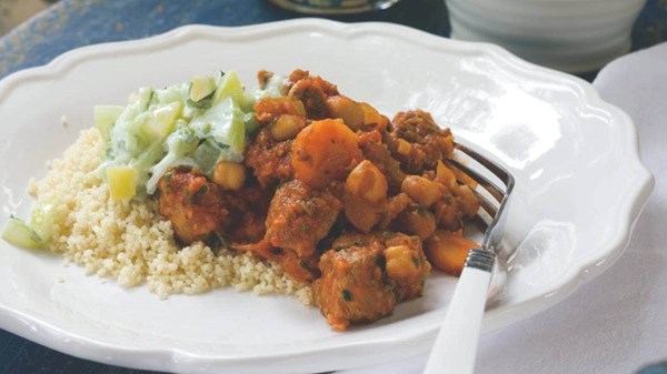 Slow-cooked tagine of lamb and tomatoes with fresh green tomato relish