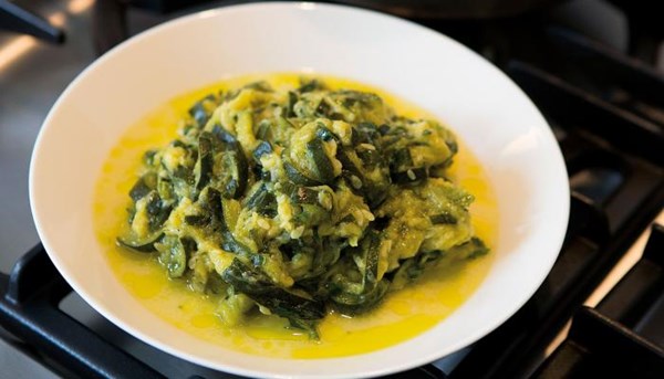 Slow-cooked zucchini with tarragon