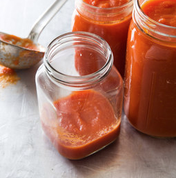Slow-cooker all-purpose tomato sauce