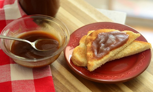 Slow cooker apple butter