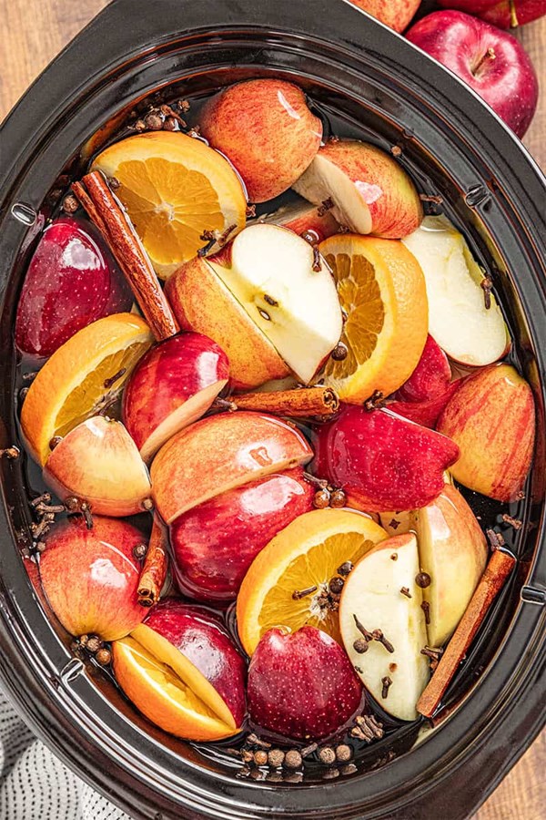 Slow cooker apple cider