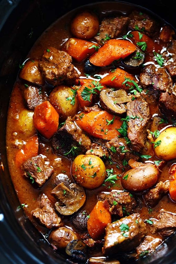 Slow cooker beef Bourguignon
