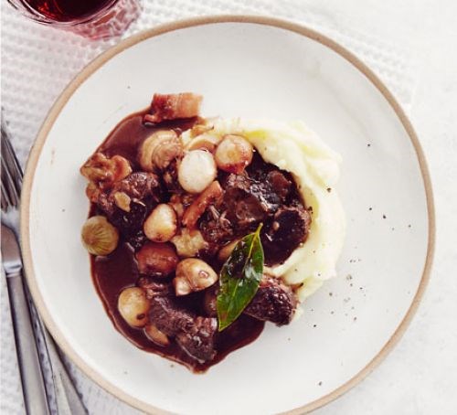 Slow cooker beef Bourguignon