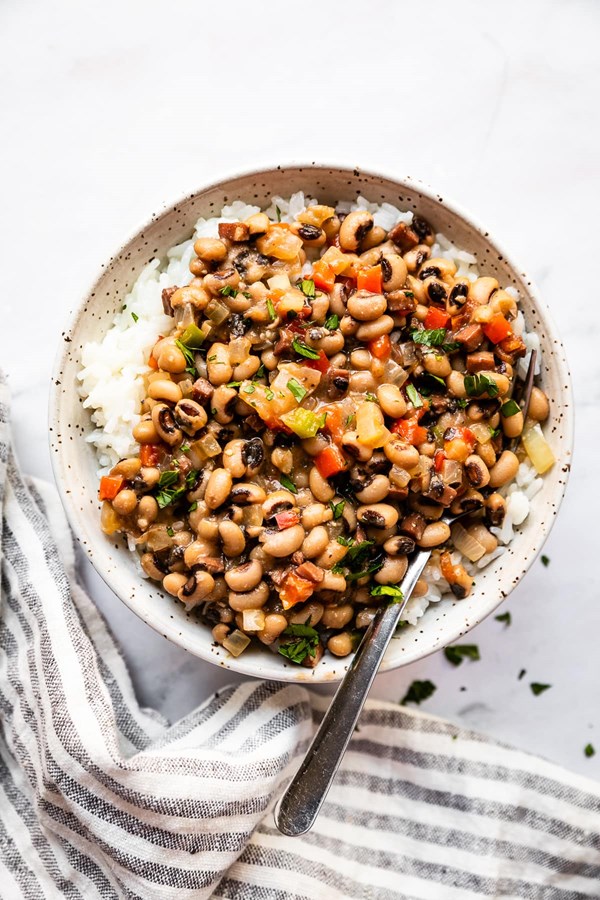Slow cooker black eyed peas with ham