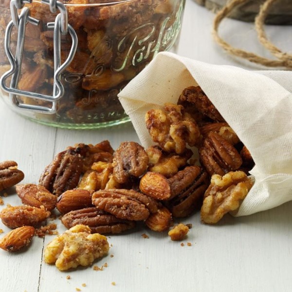 Slow cooker candied nuts