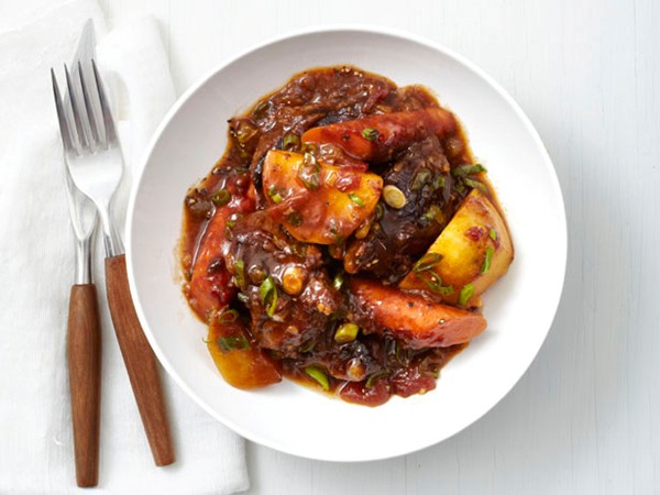 Slow-cooker Caribbean beef stew