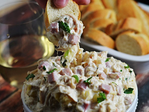 Slow-cooker chicken Cordon Bleu dip