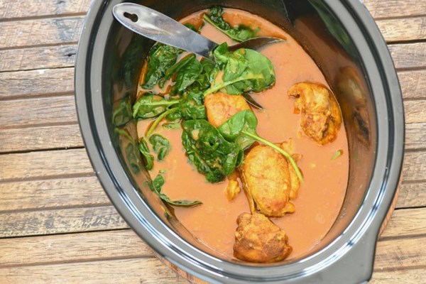 Slow cooker chicken curry
