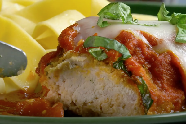 Slow-cooker chicken Parmesan