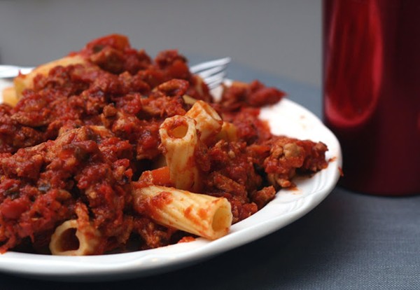 Slow cooker chicken ragu