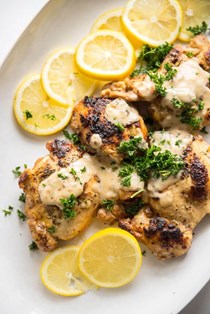 Slow cooker chicken thighs with creamy lemon sauce