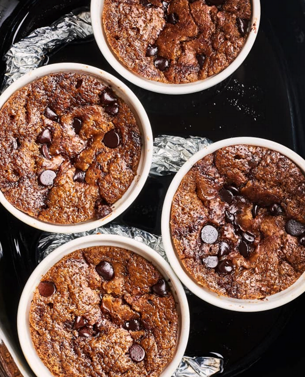 Slow cooker chocolate chip blondie cakes