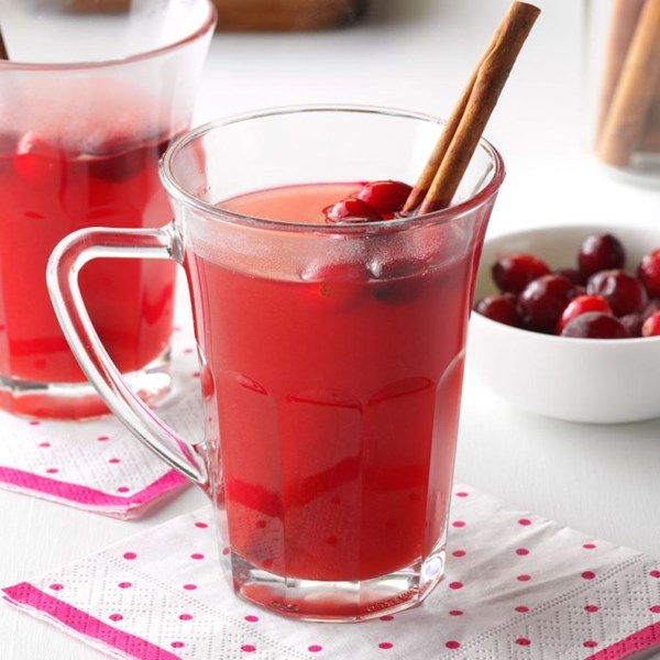 Slow-cooker Christmas punch