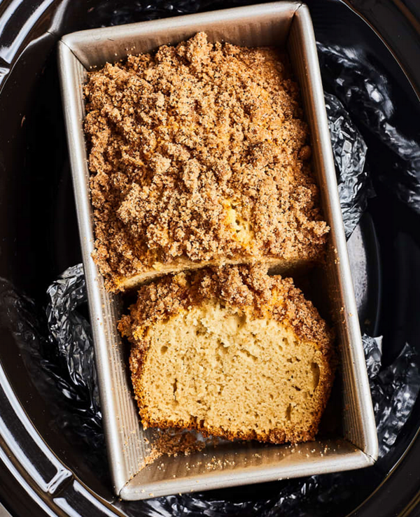 Slow cooker cinnamon coffee cake