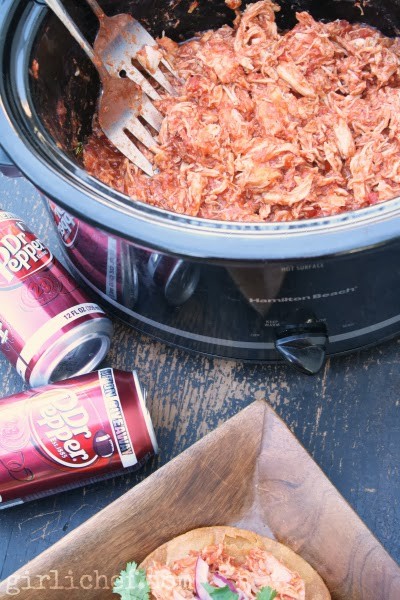 (Slow cooker) Dr. Pepper shredded chicken
