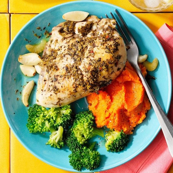 Slow-cooker garlic clove chicken