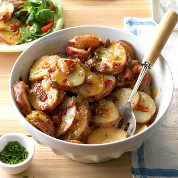 Slow cooker German potato salad 