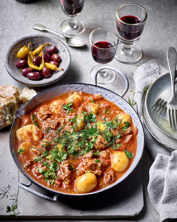 Slow-cooker lamb with potatoes