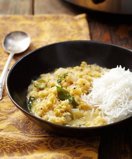 Slow-cooker lemon dal
