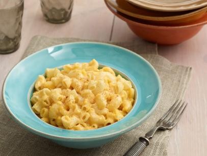 Slow cooker macaroni and cheese