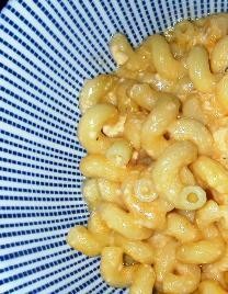 Slow cooker macaroni and cheese
