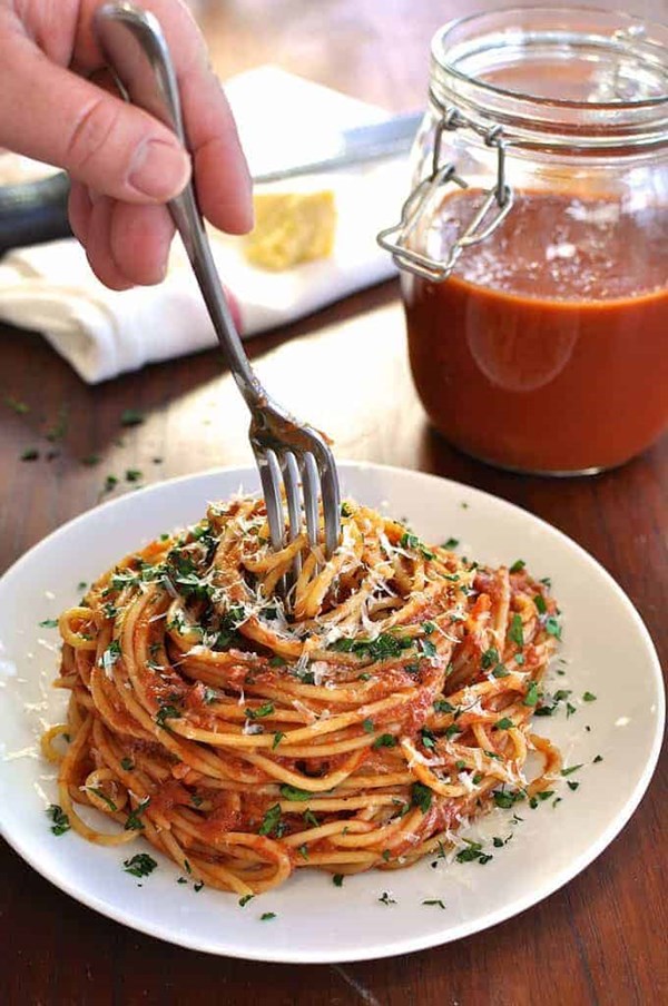 Slow cooker marinara sauce