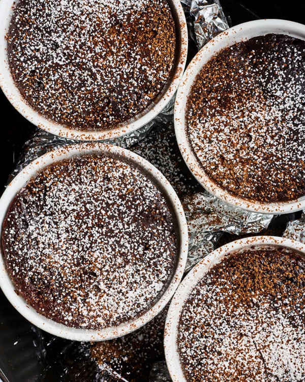 Slow cooker mini truffle brownie cakes
