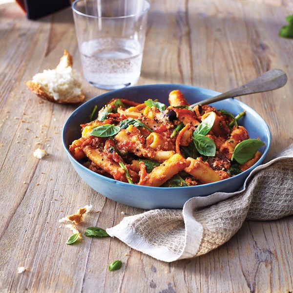 Slow-cooker pasta bake