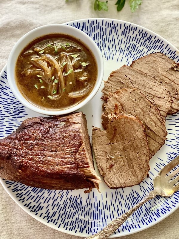 Slow cooker roast beef