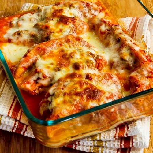 Slow cooker salsa chicken with lime and melted mozzarella