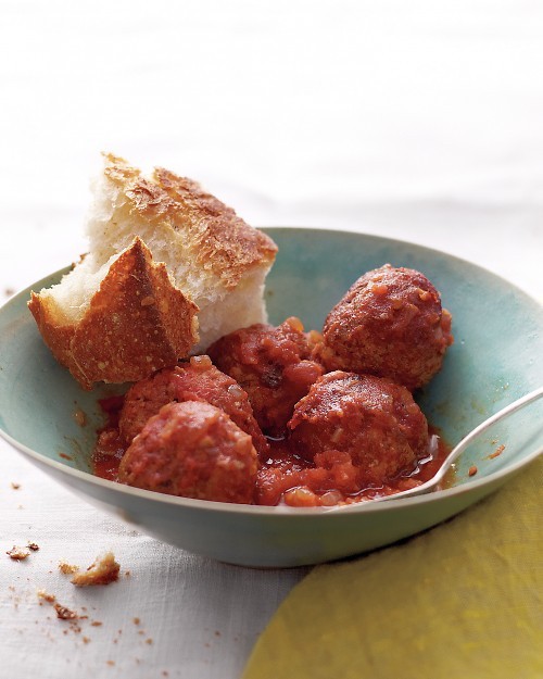 Slow-cooker Spanish meatballs