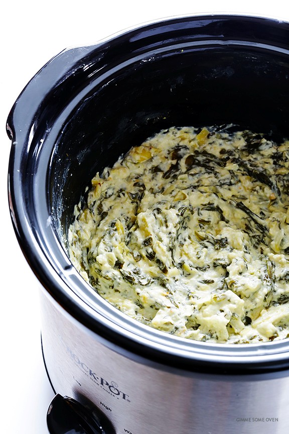 Slow cooker spinach artichoke dip