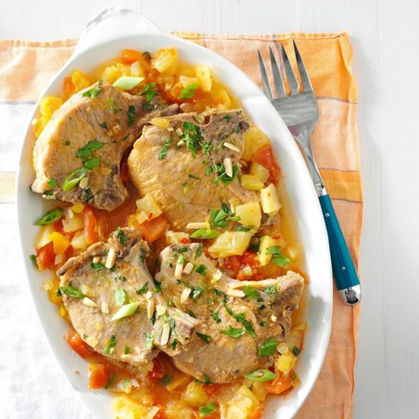Slow cooker tropical pork chops