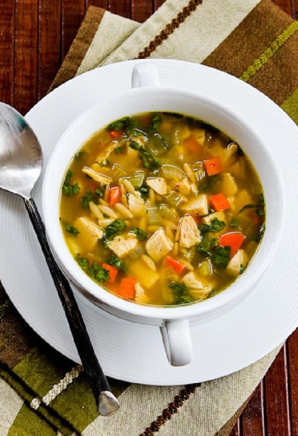 Slow cooker turkey soup with spinach and lemon