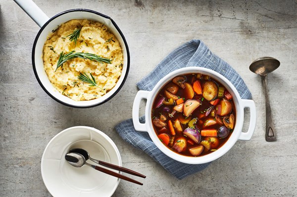 Slow cooker vegetable stew