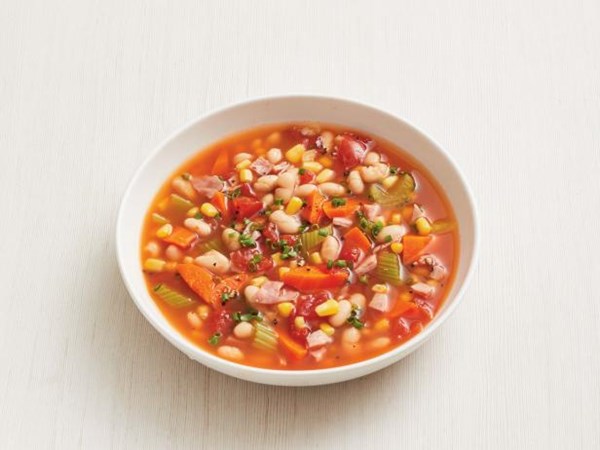Slow-cooker white bean soup