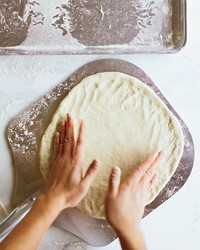 Slow-rising pizza dough