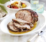 Slow-roast pork with apples & peppers