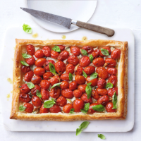 Slow-roasted tomato, ricotta and basil galette