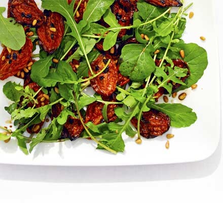 Slow-roasted tomatoes & rocket