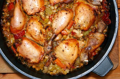 Slow weekend sleepy chicken lentil curry