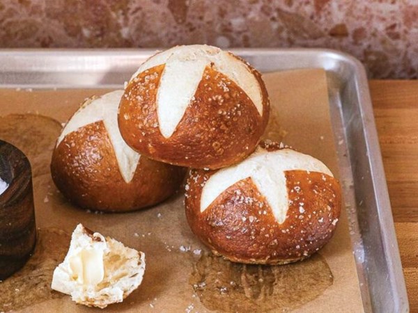Small-batch pretzel buns