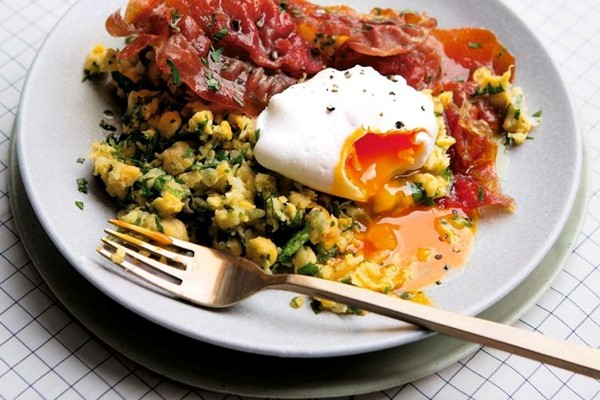 Smashed chickpeas, crispy prosciutto, and poached eggs
